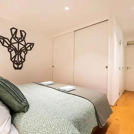Penthouse Hors-chateau Apartment *