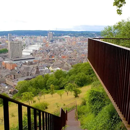 Penthouse Hors-chateau Apartment